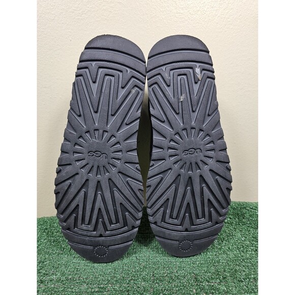 UGG Rakel Black Suede Sheep Wool Men's Size 11 Ankle Slippers Boots S/N 1018906 - Picture 11 of 11